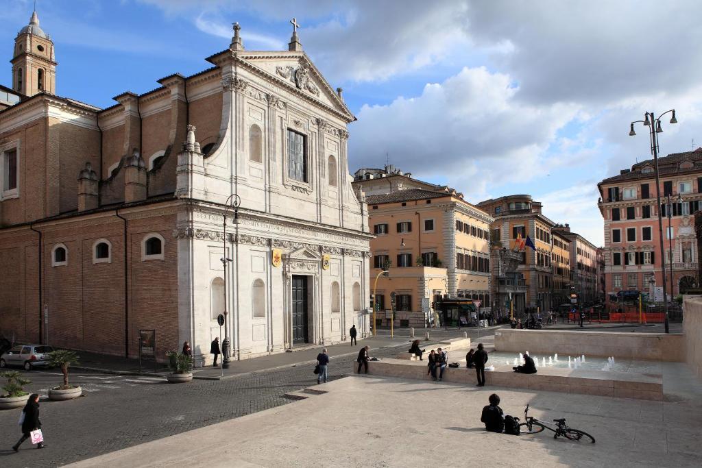 شقة Dimora Storica Palazzo Marescalchi Belli روما الغرفة الصورة